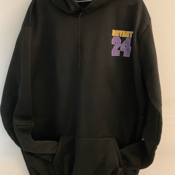 Kobe Bryant ( thanks for the memories) black unisex hoodie size 4XL - Picture 4 of 11